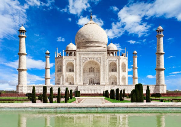 タージマハル｜ムガル帝国時代の歴史的なインド建造物で世界遺産 | 世界雑学ノート