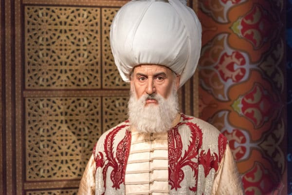 スレイマン1世 オスマン帝国最盛期の皇帝でスレイマン大帝として知られる名君 世界雑学ノート