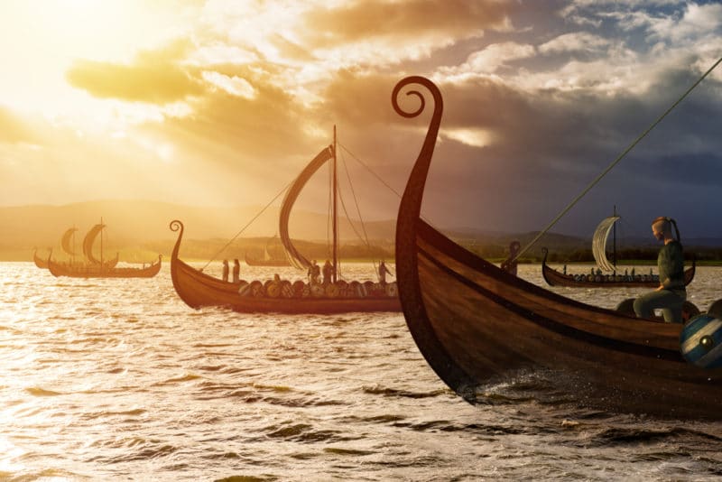 バイキング 海賊 の歴史や文化14の話 船 斧や武器 兜に関する真実 世界雑学ノート