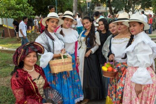コロンビア人の平均身長 男性 女性 南米の平均あたり 世界雑学ノート